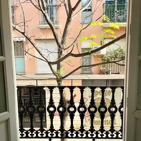 Fully Equipped In The Heart Of Apartment
