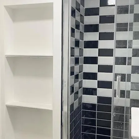 Apartment Fully Equipped In The Heart Of *